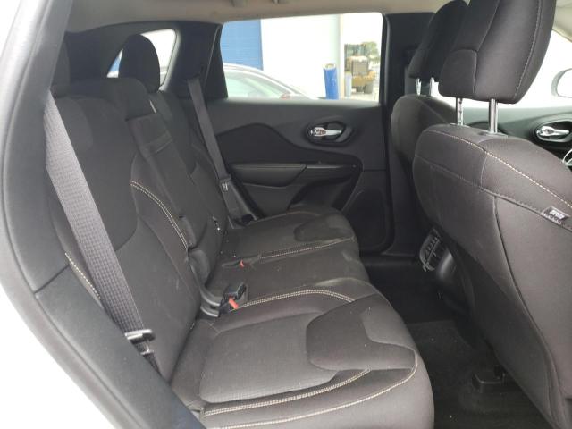 1C4PJMCS8FW755273 Jeep Cherokee Latitude