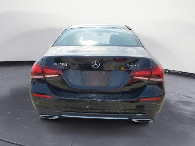 WDD3G4FB8KW025971 Mercedes-Benz A 220 4matic