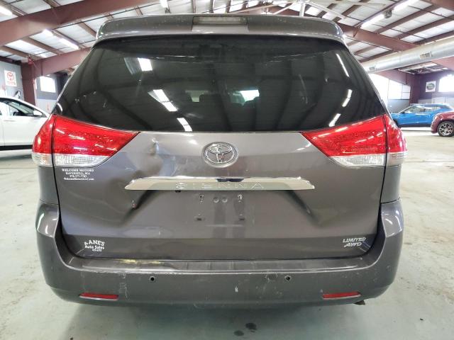 5TDDK3DC0CS032093 2012 TOYOTA SIENNA, photo no. 6