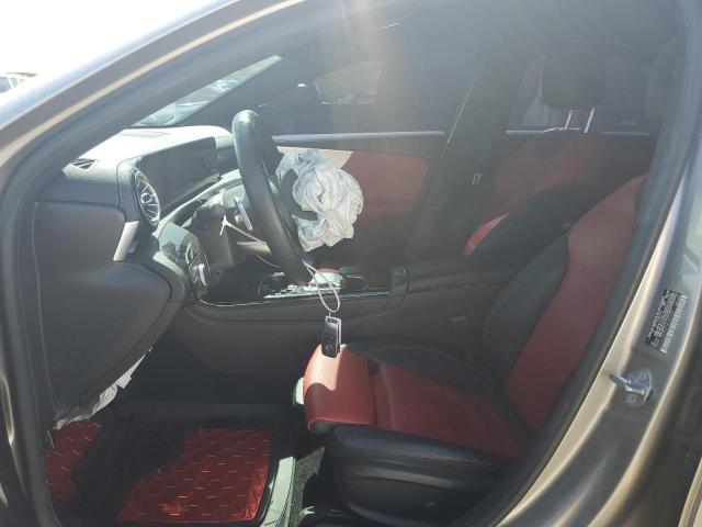 WDD3G4FB2KW022595 Mercedes-Benz A 220 4matic
