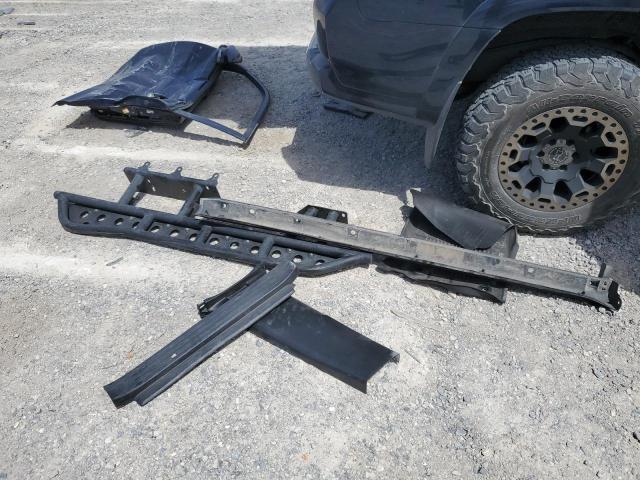 2019 TOYOTA 4RUNNER SR - JTEBU5JR2K5730839