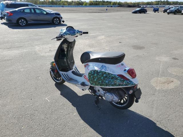 2020 VESPA MC - ZAPCAV6B7L5200010