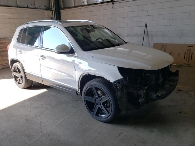WVGSV7AX3HK011441 Volkswagen Tiguan Wolfsburg 2017