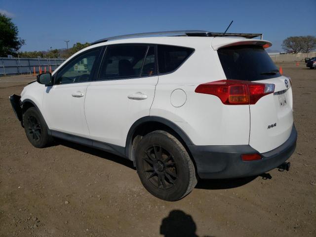 JTMZFREV2FD049751 Toyota RAV4 LE