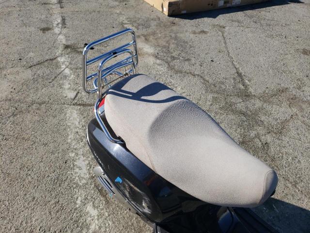 2009 VESPA LX 150 ZAPM448F095017322