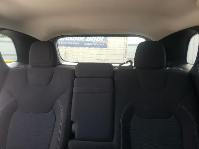 1C4PJMCXXKD352736 Jeep Cherokee Latitude