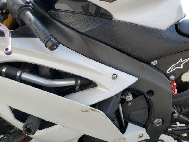 2010 YAMAHA YZFR6 C JYARJ16Y7AA004447