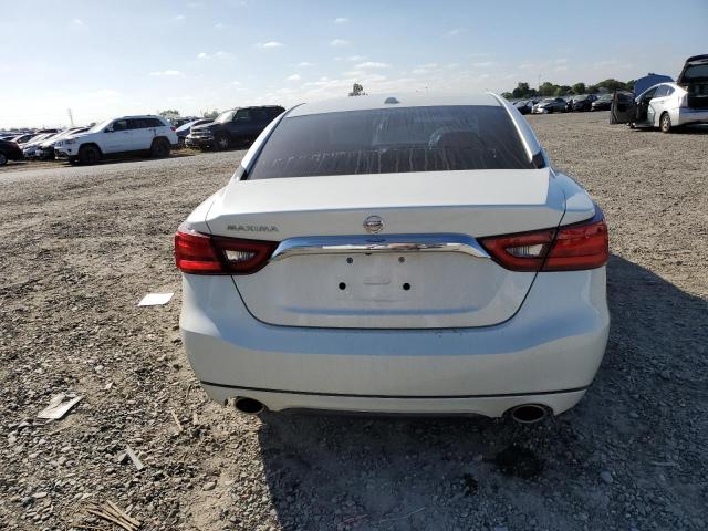 1N4AA6AP8JC364219 Nissan Maxima 3.5s