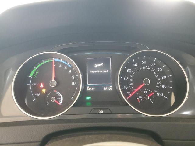2017 VOLKSWAGEN E-GOLF SE - WVWKR7AU1HW953530