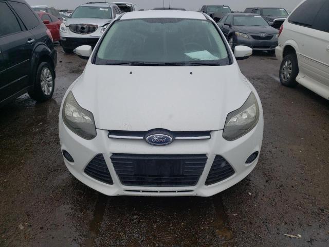 1FADP3K2XEL151601 Ford FOCUS SE