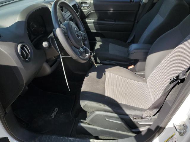 1C4NJRFB7GD580916 Jeep Patriot Latitude