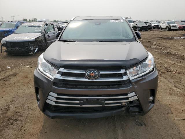 5TDJZRFHXJS851989 Toyota Highlander Se
