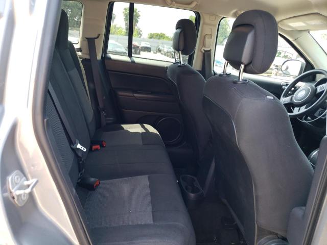 1C4NJCBA2GD615825 Jeep Compass Sport