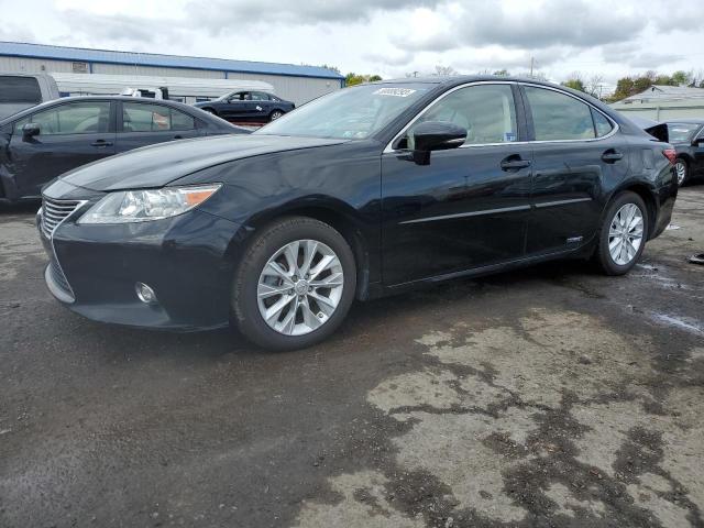 2014 Lexus ES 300h 