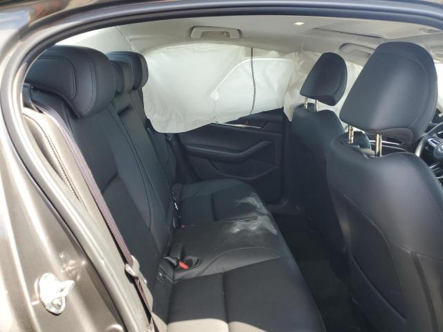 JM1BPACL1M1344811 Mazda 3 Preferred