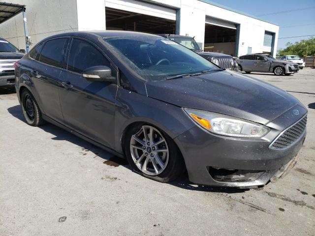 1FADP3F23HL347989 Ford FOCUS SE