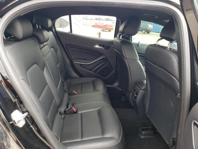 WDCTG4GB1KU015202 Mercedes-Benz Gla 250 4matic