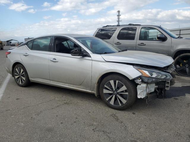 1N4BL4DV7LC166201 Nissan ALTIMA SV