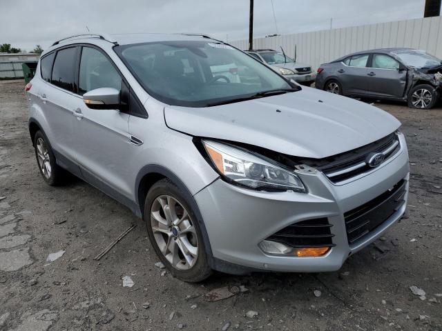 1FMCU0JX5FUA59782 Ford Escape Titanium
