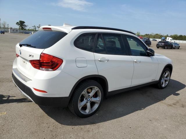 2015 BMW X1 XDRIVE3 WBAVM5C52FVV95327