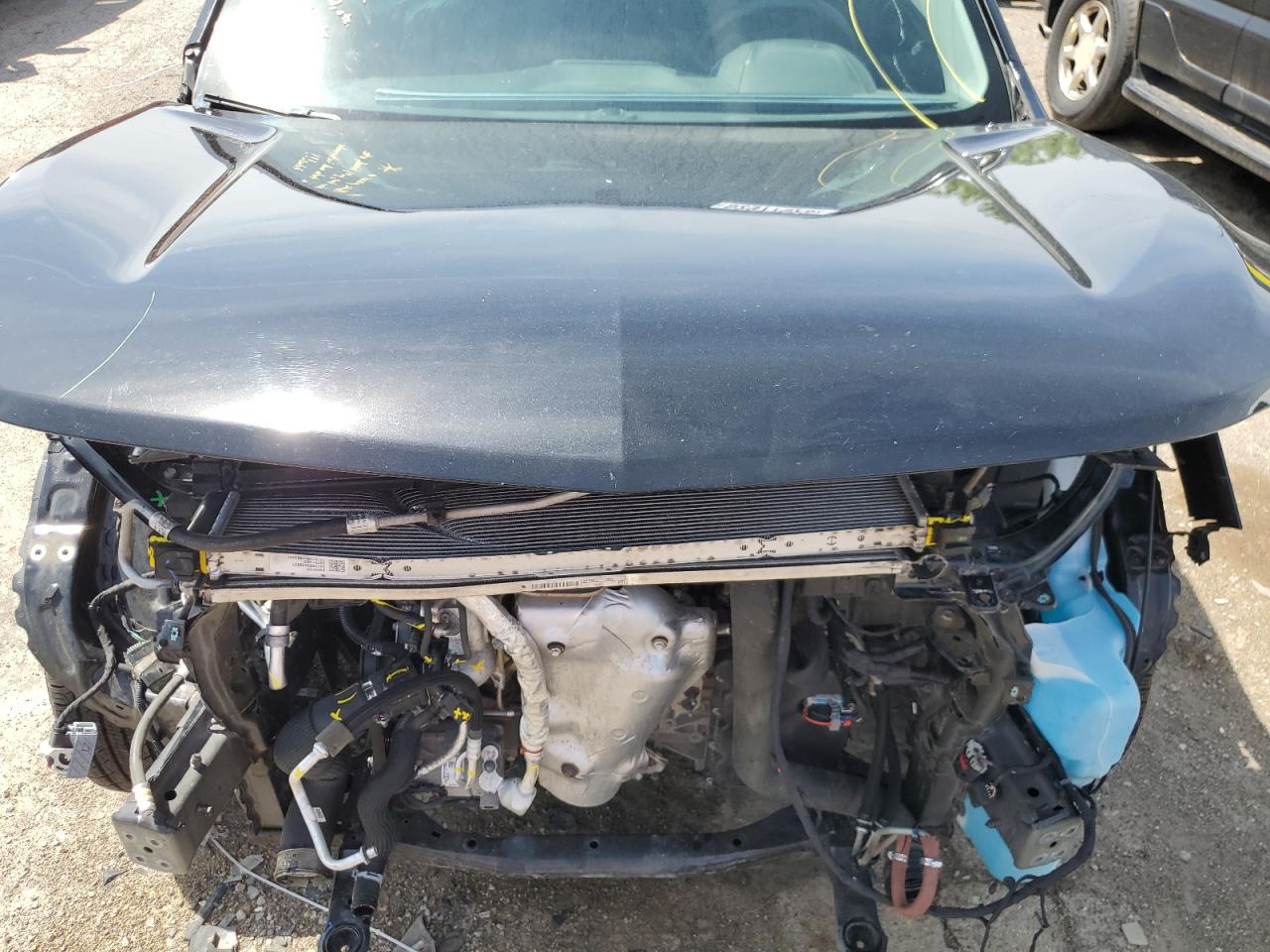 VIN: 2GNAXKEV0K6142060 2019 CHEVROLET EQUINOX