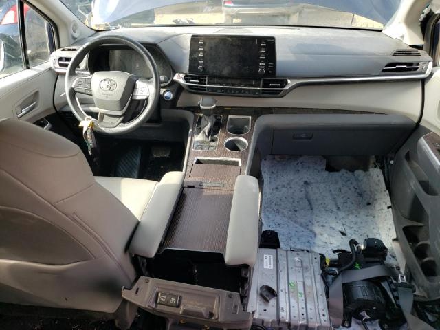 5TDJRKEC1MS019457 Toyota SIENNA XLE