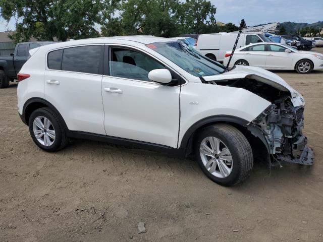 KNDPMCAC1J7328808 KIA Sportage Lx