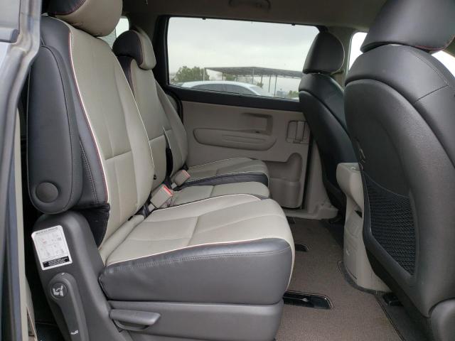 KNDMB5C10H6326158 KIA SEDONA LX