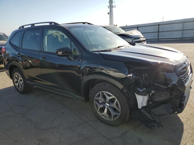 JF2SKADC8PH425721 Subaru Forester Premium