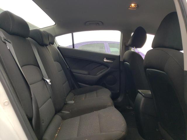3KPFK4A79JE180286 KIA FORTE LX