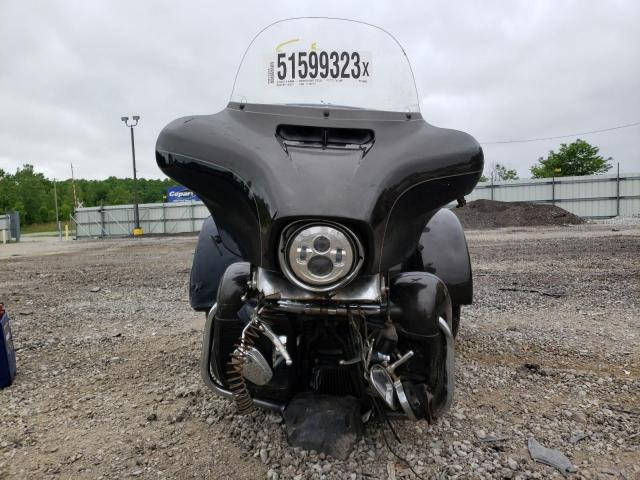 2019 HARLEY-DAVIDSON FLHTCUTG 1HD1MAF13KB858888