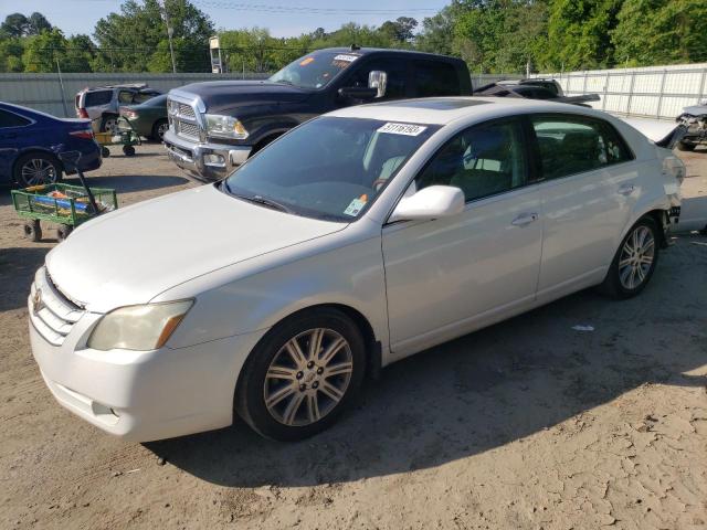 2005 Toyota Avalon XL