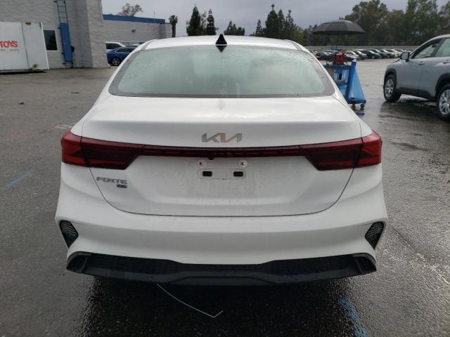 3KPF24AD7PE550925 KIA FORTE LX