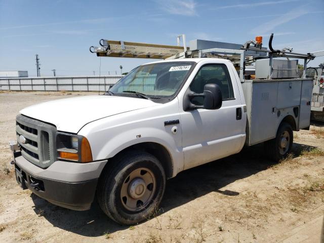 Salvage cars for sale from Copart Fresno, CA: 2006 Ford F350 SRW Super Duty