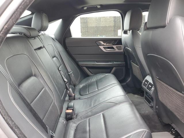 2016 JAGUAR XF R - SPO SAJBL4BV7GCY12826