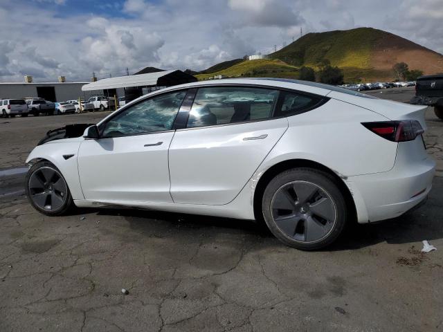 5YJ3E1EA3PF563898 Tesla MODEL 3