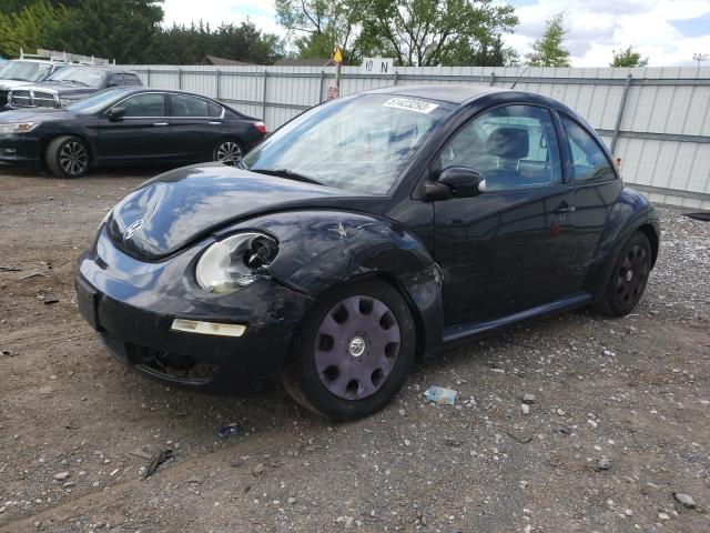 2010 Volkswagen New Beetle 