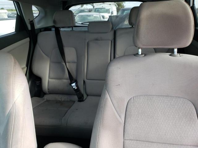 KM8J33A47JU702868 Hyundai TUCSON SEL