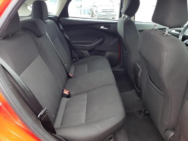 1FADP3K25GL254766 Ford FOCUS SE