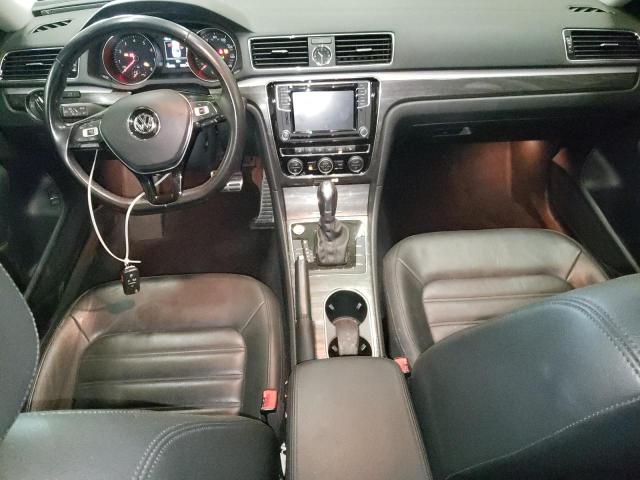 2017 VOLKSWAGEN PASSAT SEL - 1VWCT7A34HC035380