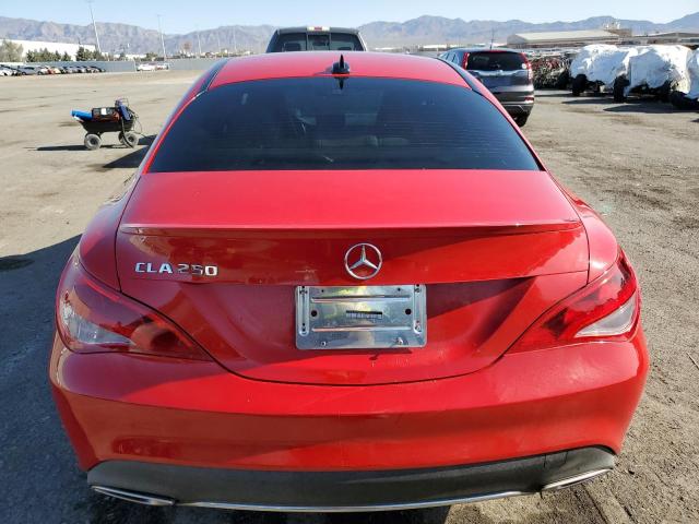 WDDSJ4EB5JN635992 Mercedes-Benz CLA 250