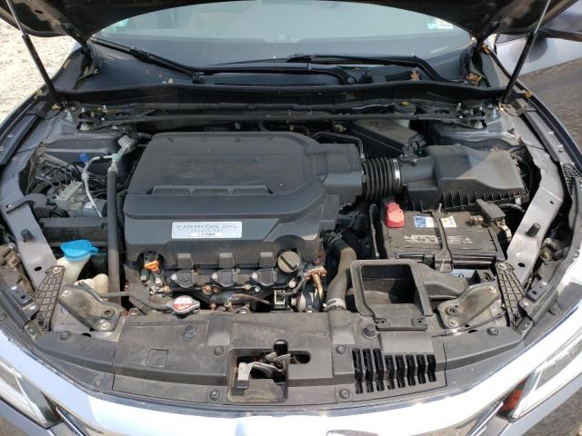 1HGCR3F94GA015021 Honda Accord Touring