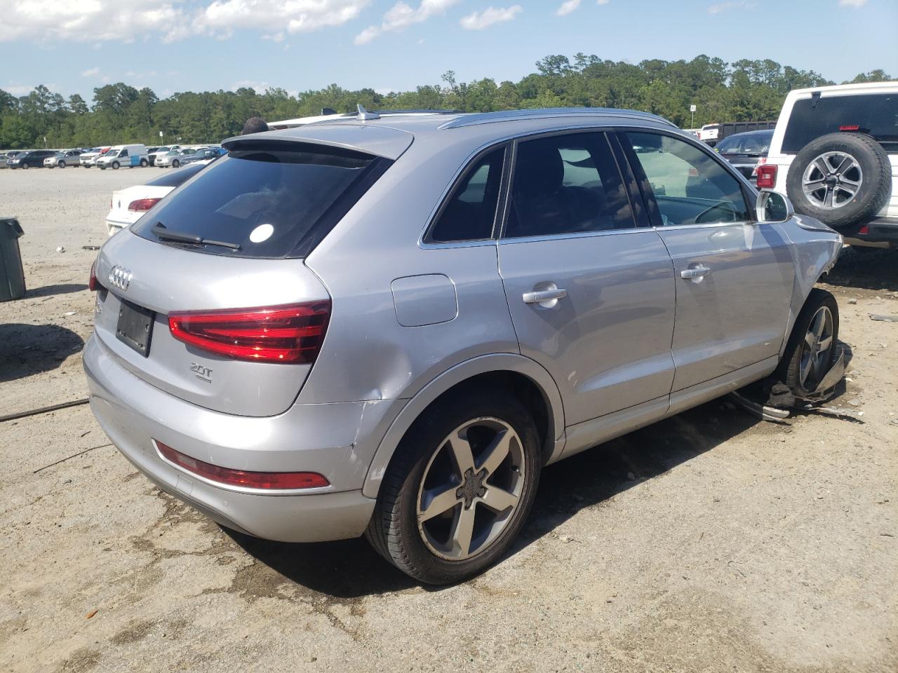 WA1GFCFS3FR007854 2015 Audi Q3 Prestige