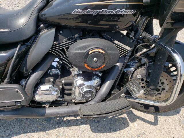 2011 HARLEY-DAVIDSON FLTRU 1HD1KGM19BB637579