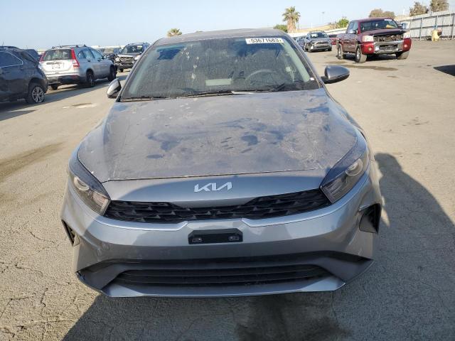 3KPF24AD9PE573753 KIA FORTE LX
