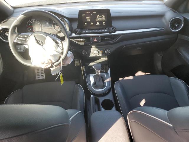 3KPF34AD8ME416627 KIA Forte Gt Line