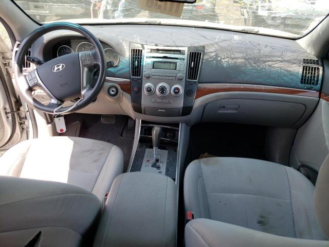 VIN: KM8NU4CC1AU103960 Auction: COPART Lot: 53168773 Location: CT - HARTFORD KM8NU4CC1AU103960 HYUNDAI VERACRUZ 2010 GRAY Photo 8