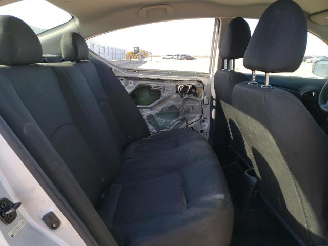 3N1CN7AP5KL823308 Nissan VERSA S