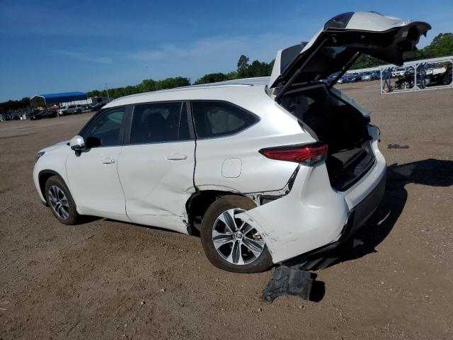 VIN 5TDKDRAH9PS003377 2023 Toyota Highlander, L no.2