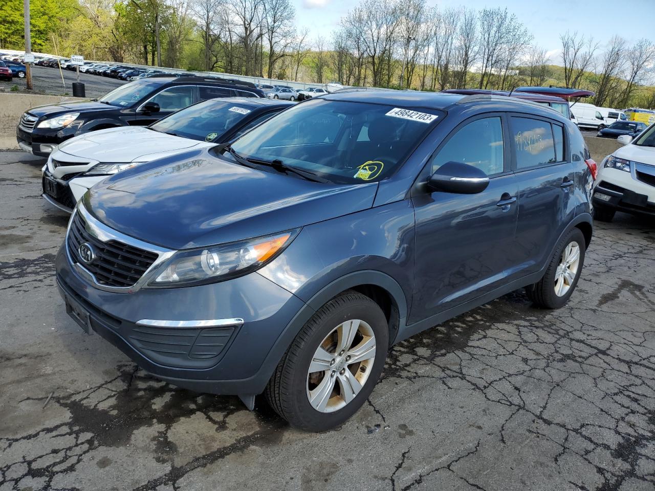 Kia sportage 2011 год